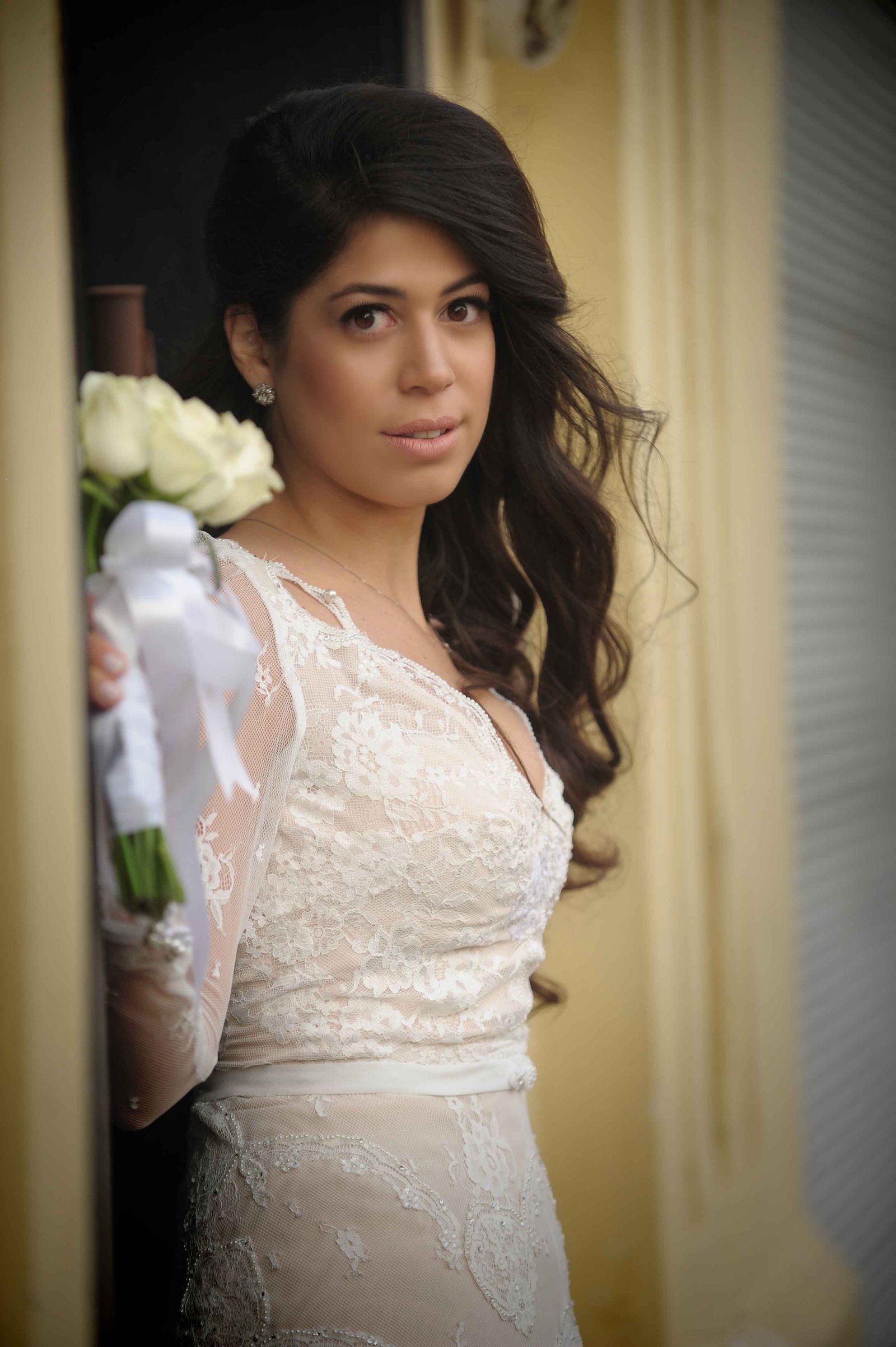 הכנת עור פנים של הכלה לאיפור, איפור: ורד אורן חינגה, צילום: אילן סימן טוב